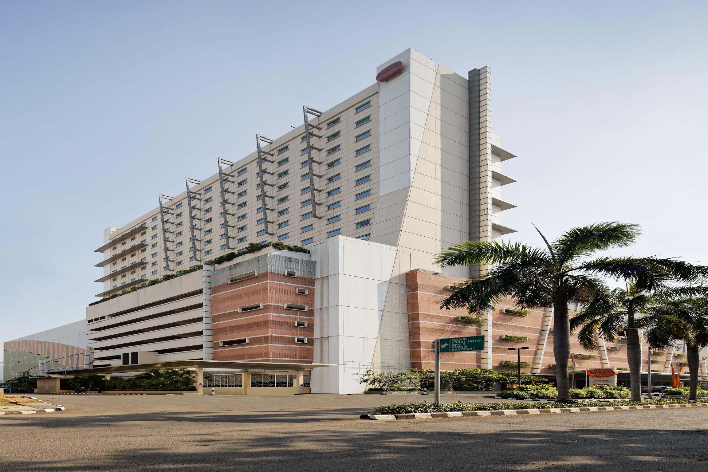 แฮริส โฮเต็ล แอนด์ คอนเวนชั่น เกลาปา กาดิง Hotel จาการ์ตา ภายนอก รูปภาพ
