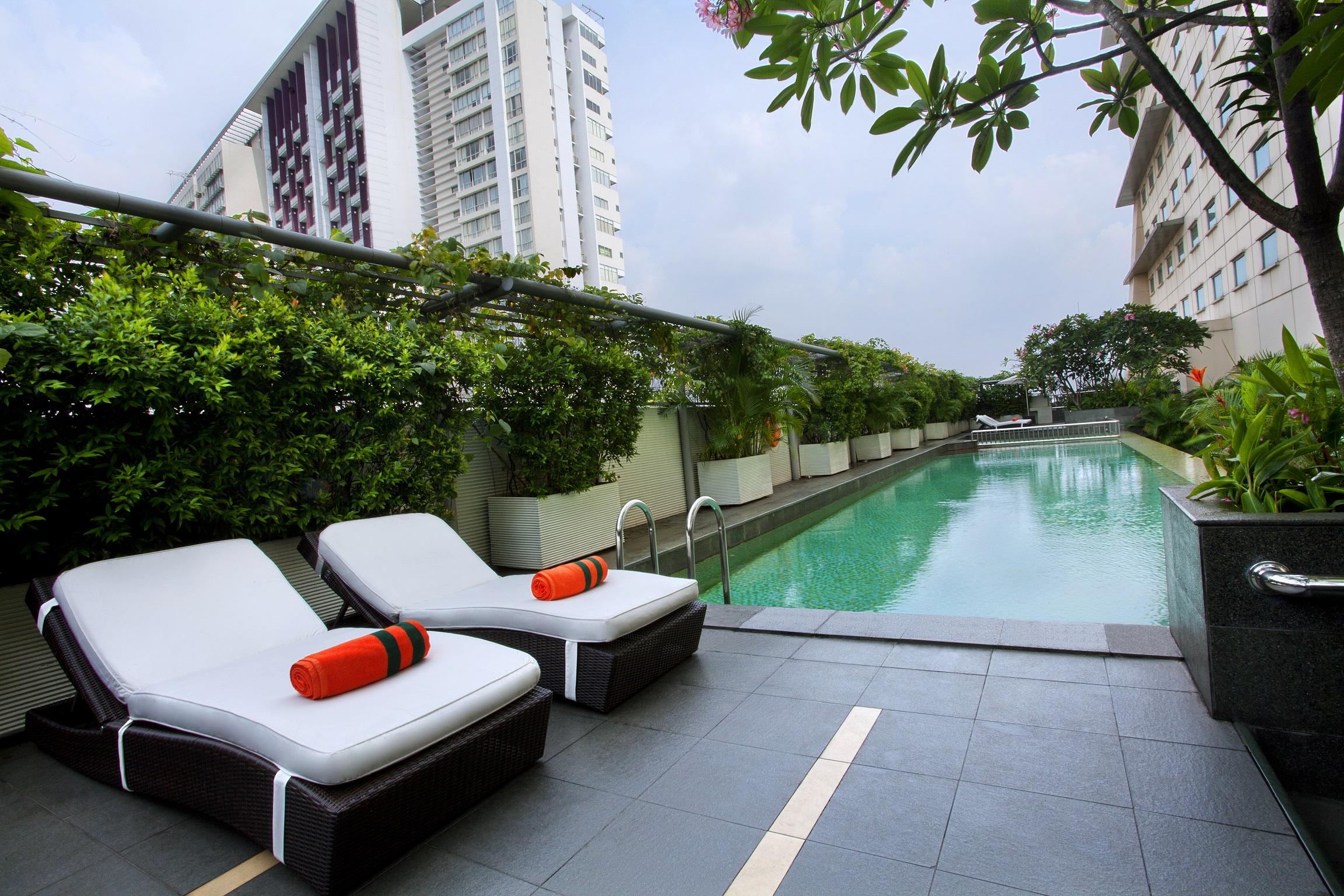 แฮริส โฮเต็ล แอนด์ คอนเวนชั่น เกลาปา กาดิง Hotel จาการ์ตา ภายนอก รูปภาพ