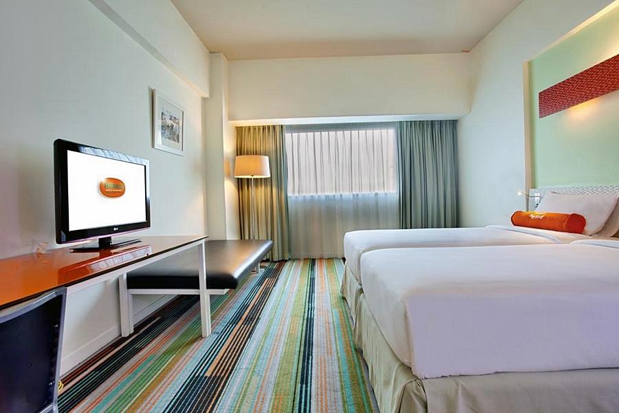 แฮริส โฮเต็ล แอนด์ คอนเวนชั่น เกลาปา กาดิง Hotel จาการ์ตา ภายนอก รูปภาพ