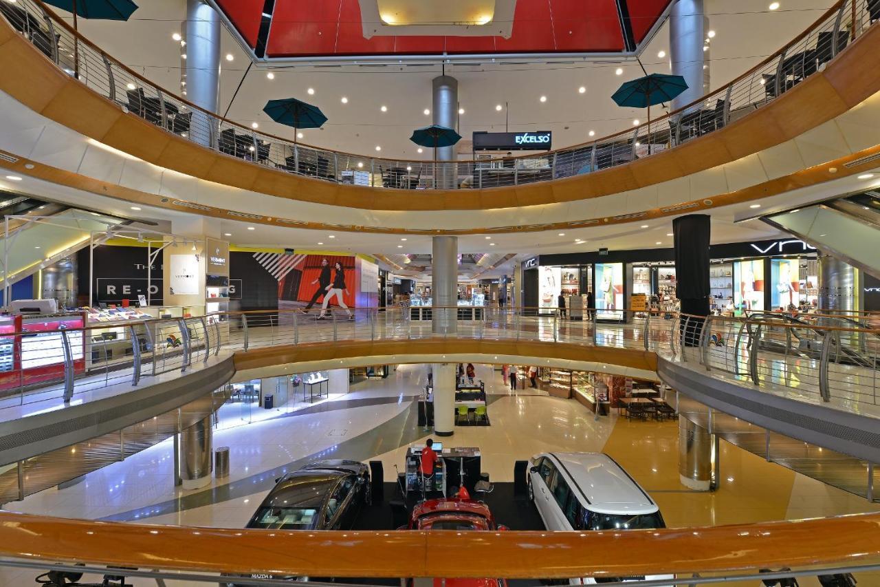 แฮริส โฮเต็ล แอนด์ คอนเวนชั่น เกลาปา กาดิง Hotel จาการ์ตา ภายนอก รูปภาพ