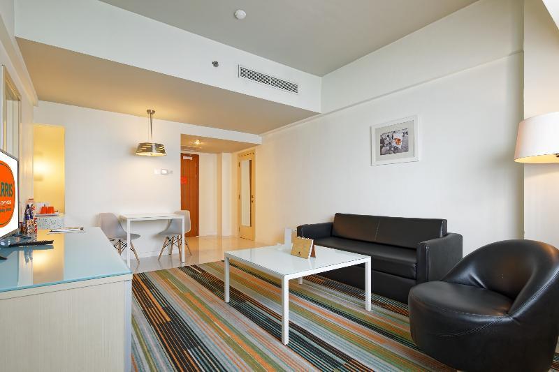 แฮริส โฮเต็ล แอนด์ คอนเวนชั่น เกลาปา กาดิง Hotel จาการ์ตา ภายนอก รูปภาพ